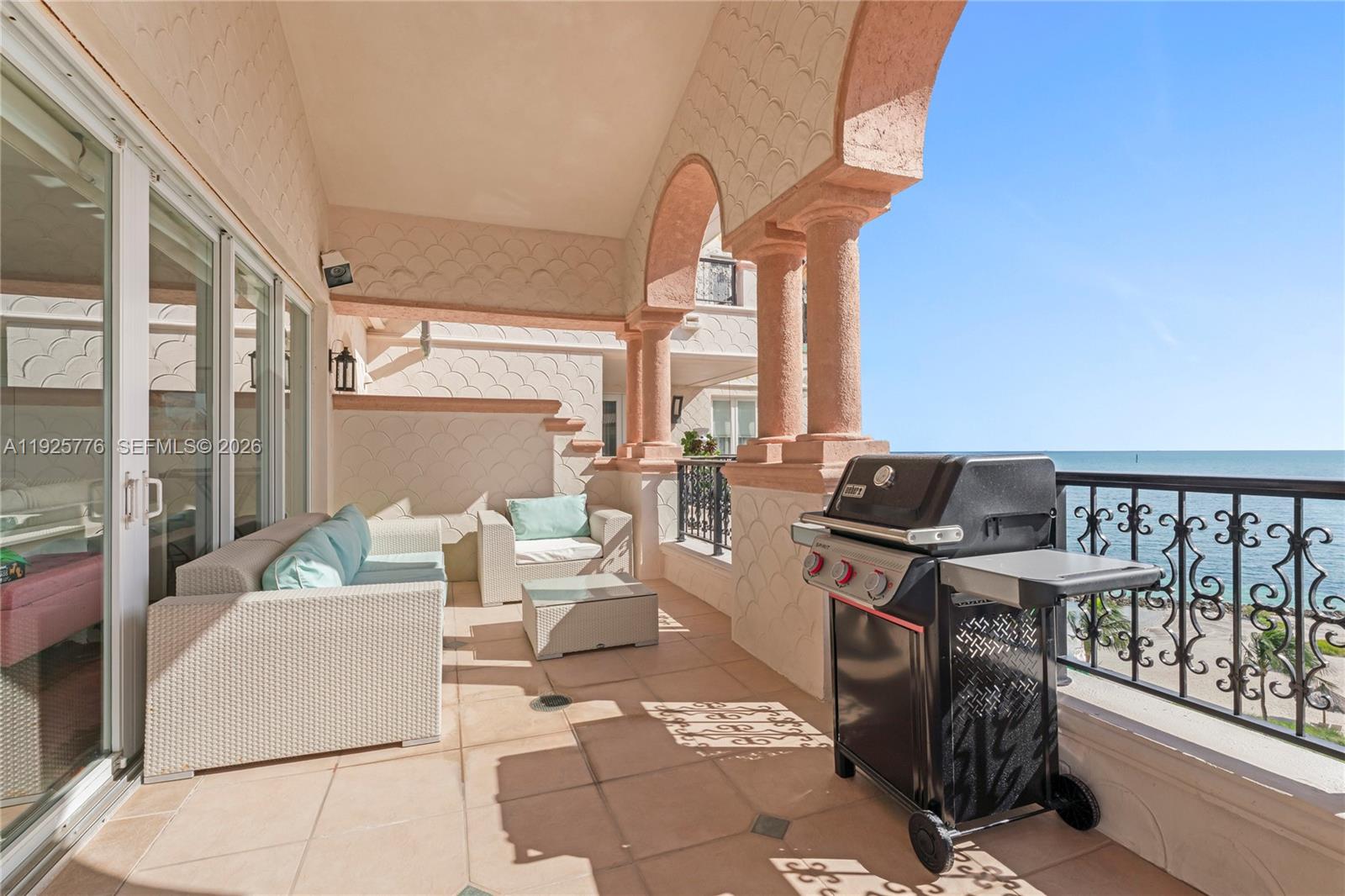 7777 Fisher Is Dr #7777 Miami Beach, FL 33109