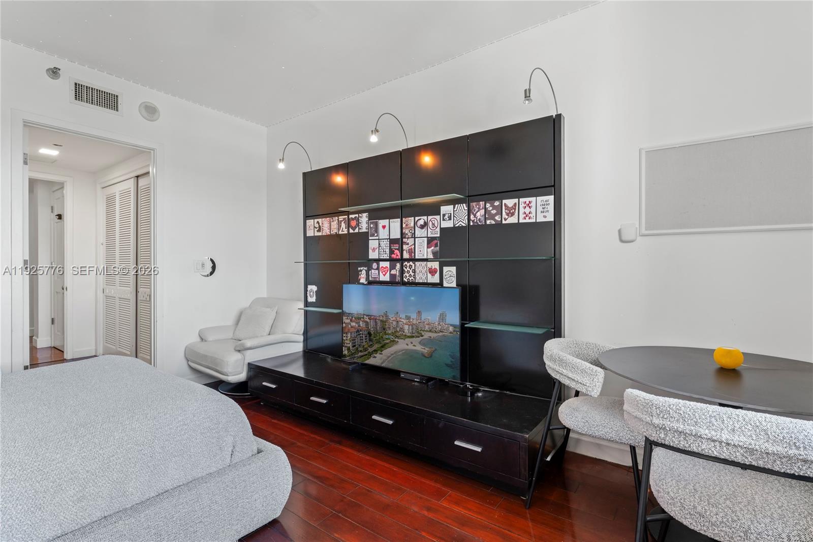 7777 Fisher Is Dr #7777 Miami Beach, FL 33109