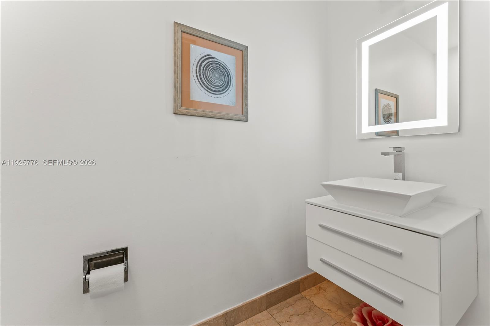 7777 Fisher Is Dr #7777 Miami Beach, FL 33109