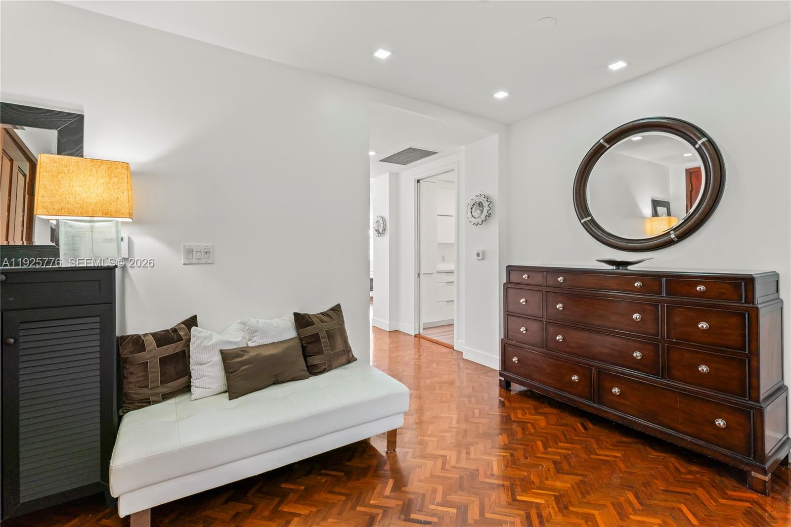 7777 Fisher Is Dr #7777 Miami Beach, FL 33109