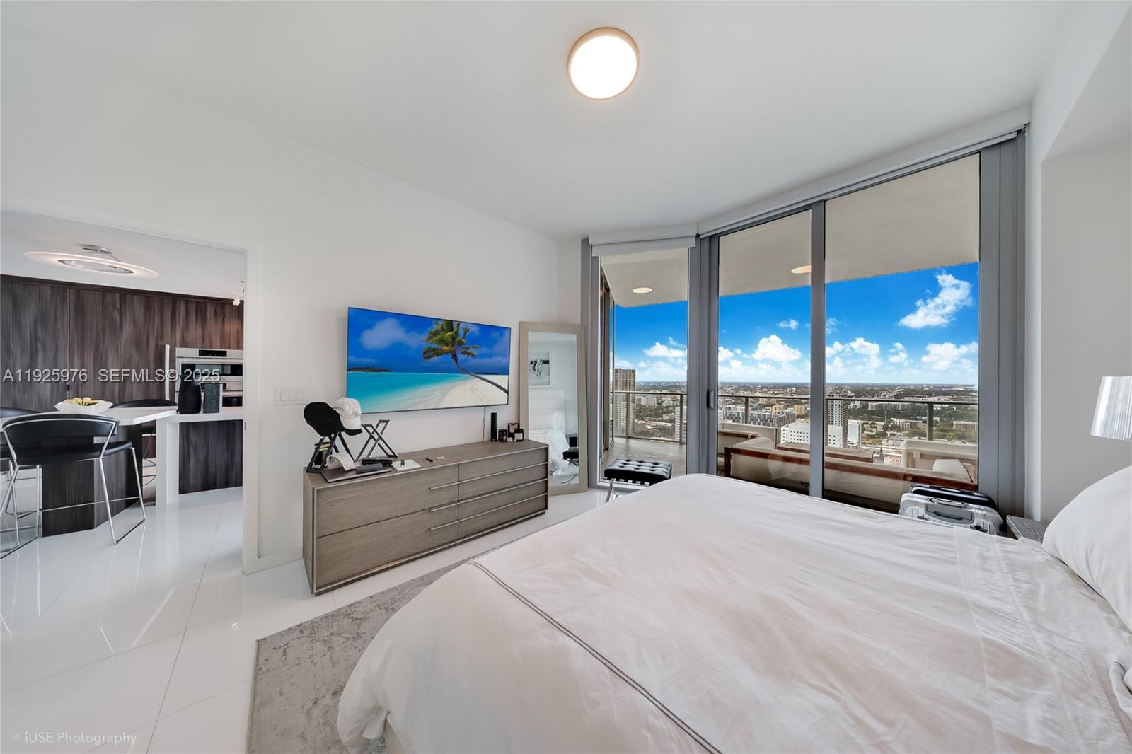 851 NE 1st Ave #3810 Miami, FL 33132