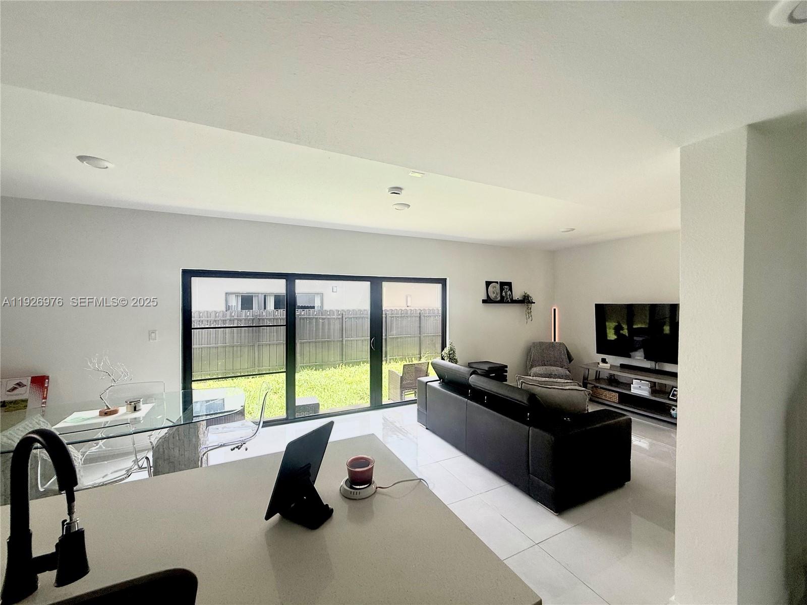 1327 NW 2nd Ln #1327 Florida City, FL 33034