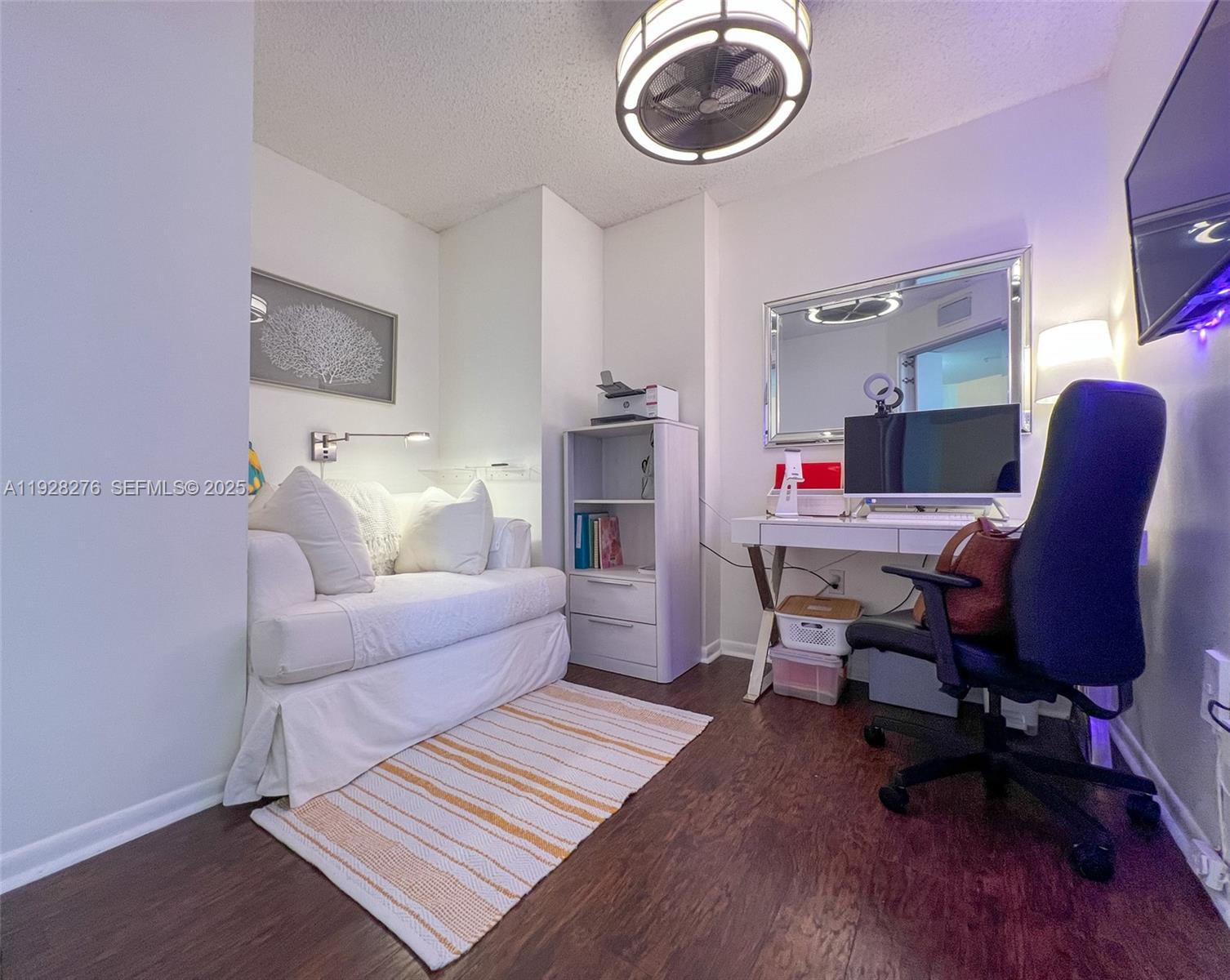 520 SE 5th Ave #2303 Fort Lauderdale, FL 33301