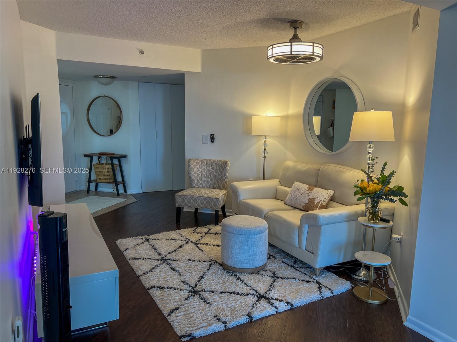 520 SE 5th Ave #2303 Fort Lauderdale, FL 33301