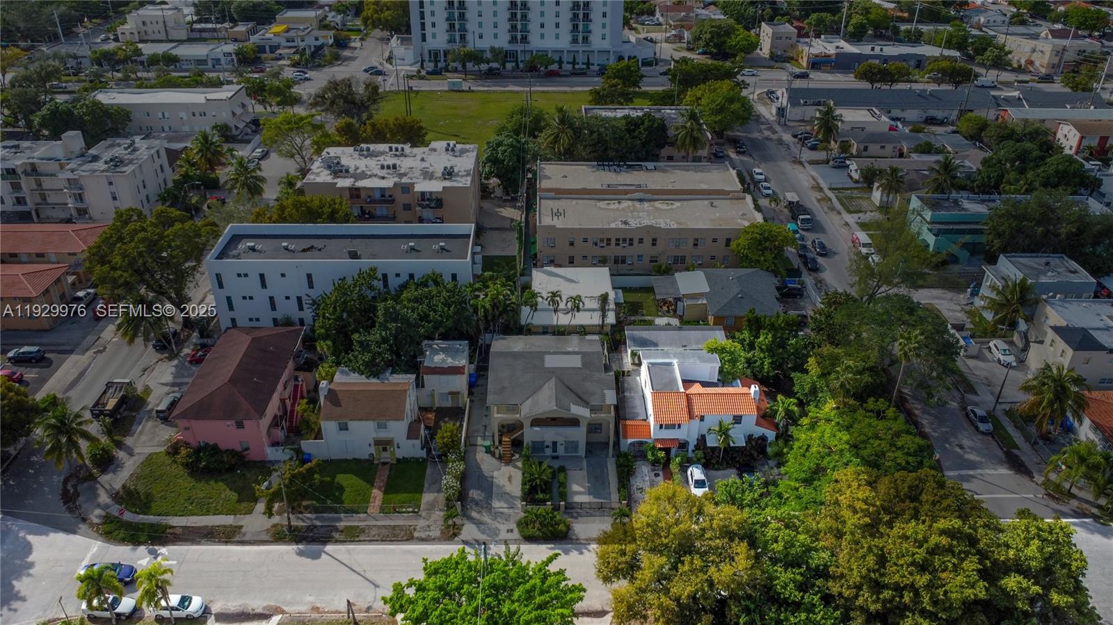 512 SW 21st Ave Miami, FL 33135