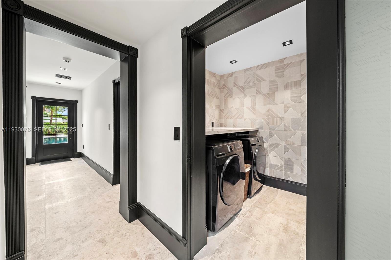 980 Belle Meade Is Dr Miami, FL 33138