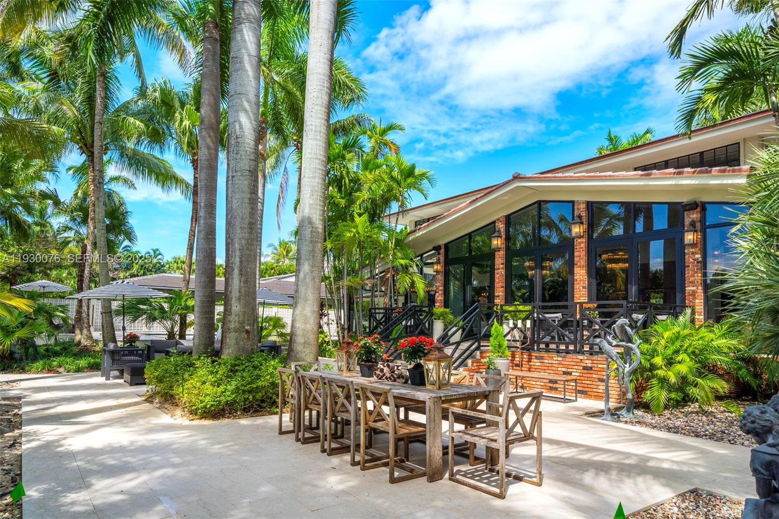 980 Belle Meade Is Dr Miami, FL 33138