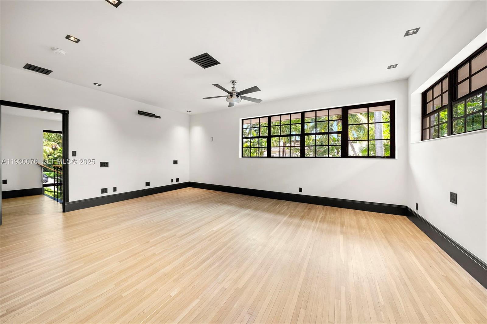 980 Belle Meade Is Dr Miami, FL 33138