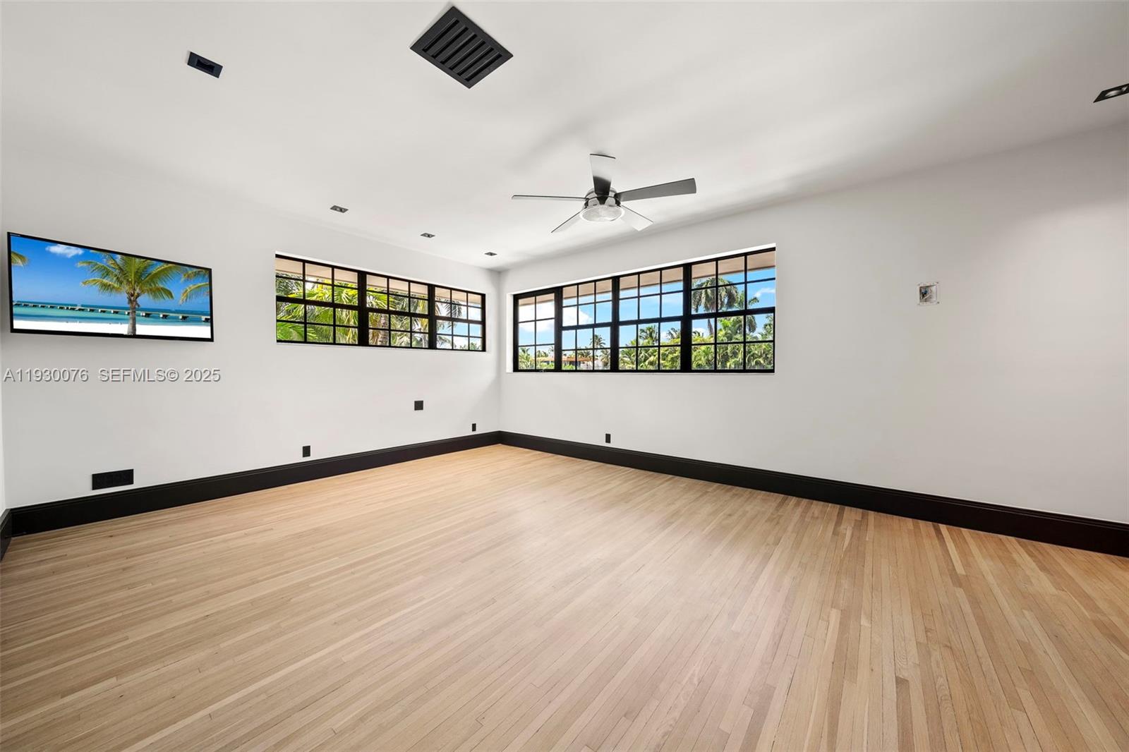 980 Belle Meade Is Dr Miami, FL 33138