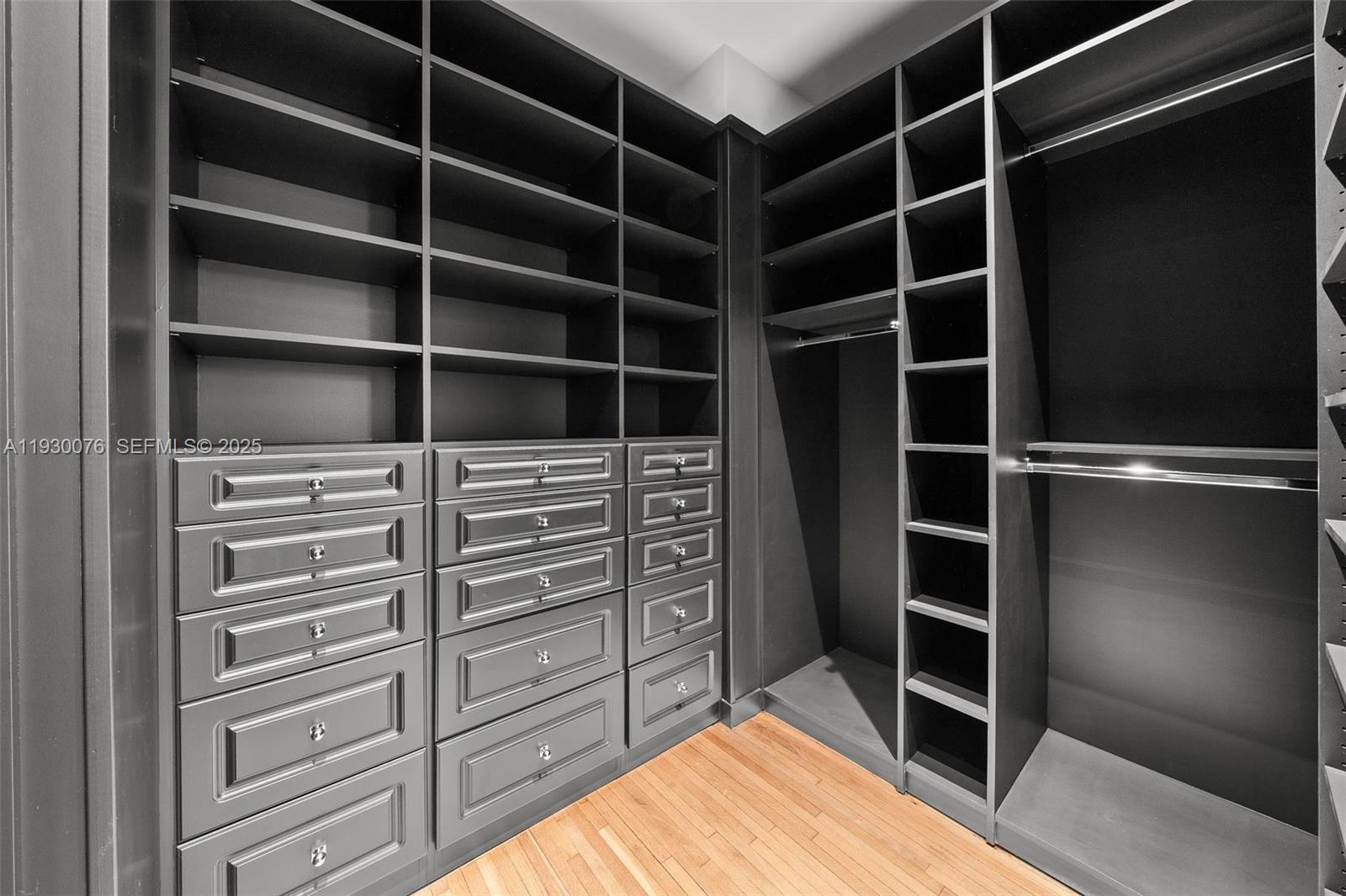 980 Belle Meade Is Dr Miami, FL 33138