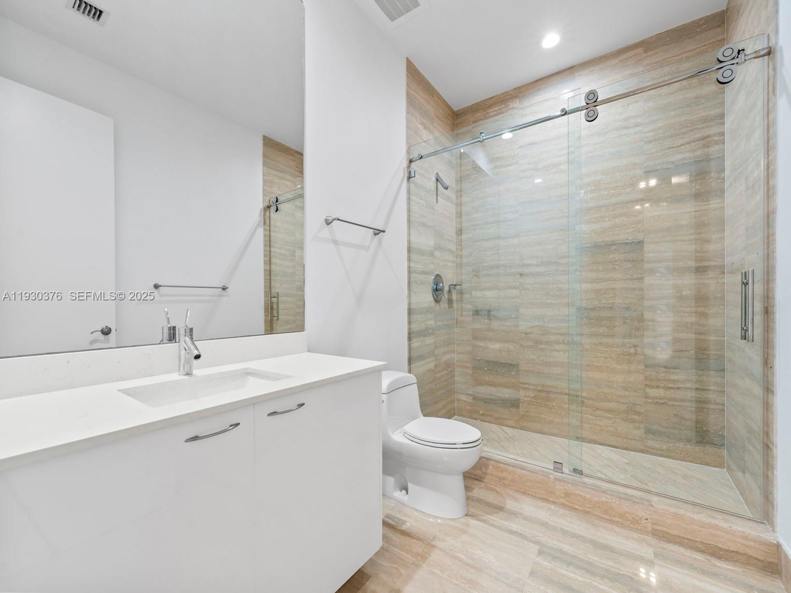 15811 Collins Ave #3707 Sunny Isles Beach, FL 33160