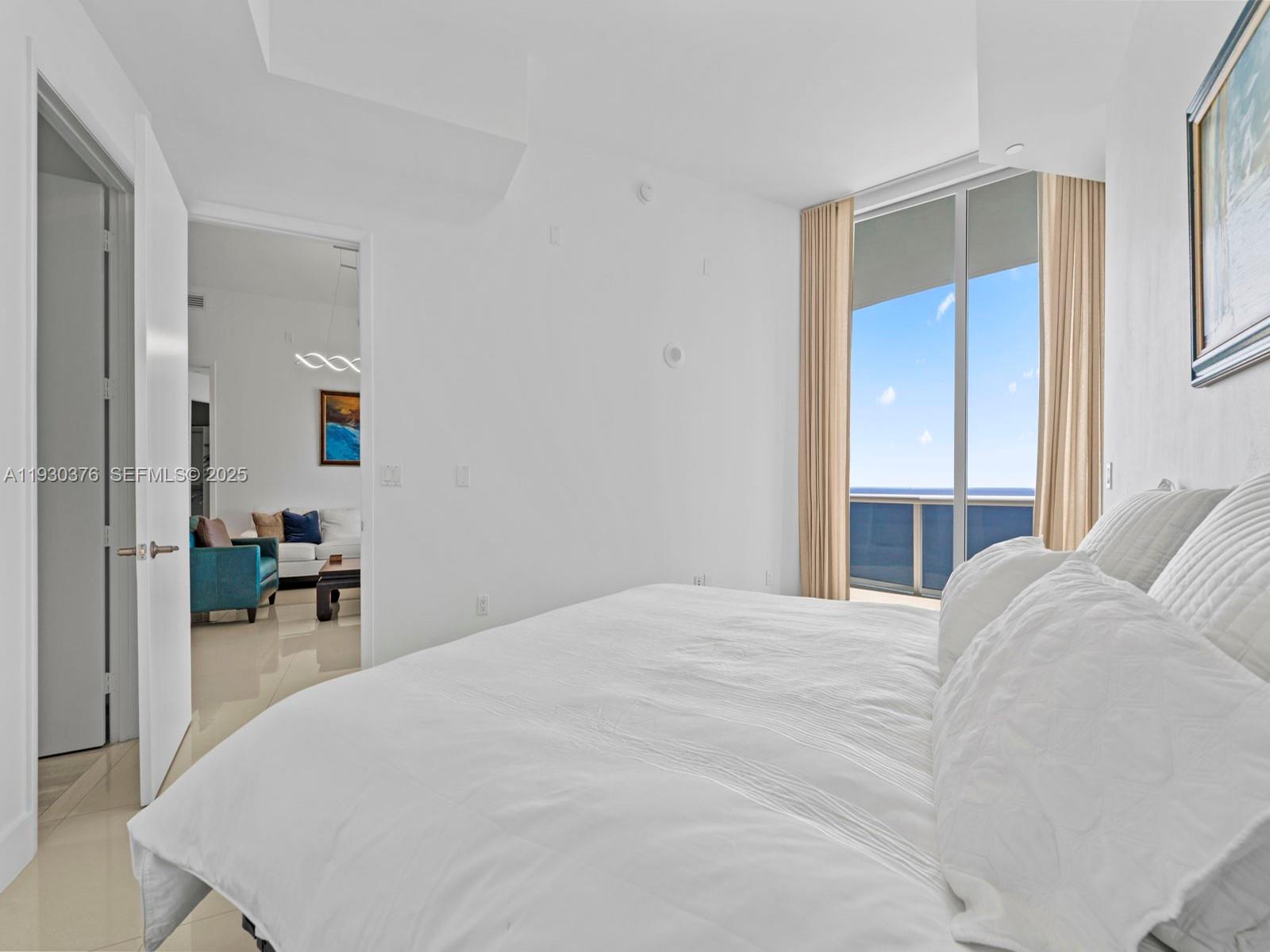 15811 Collins Ave #3707 Sunny Isles Beach, FL 33160