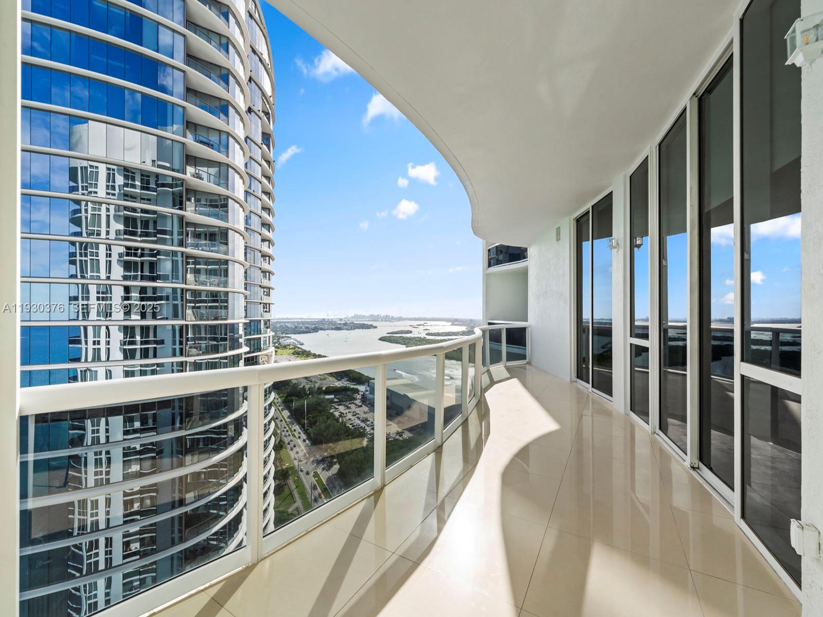15811 Collins Ave #3707 Sunny Isles Beach, FL 33160