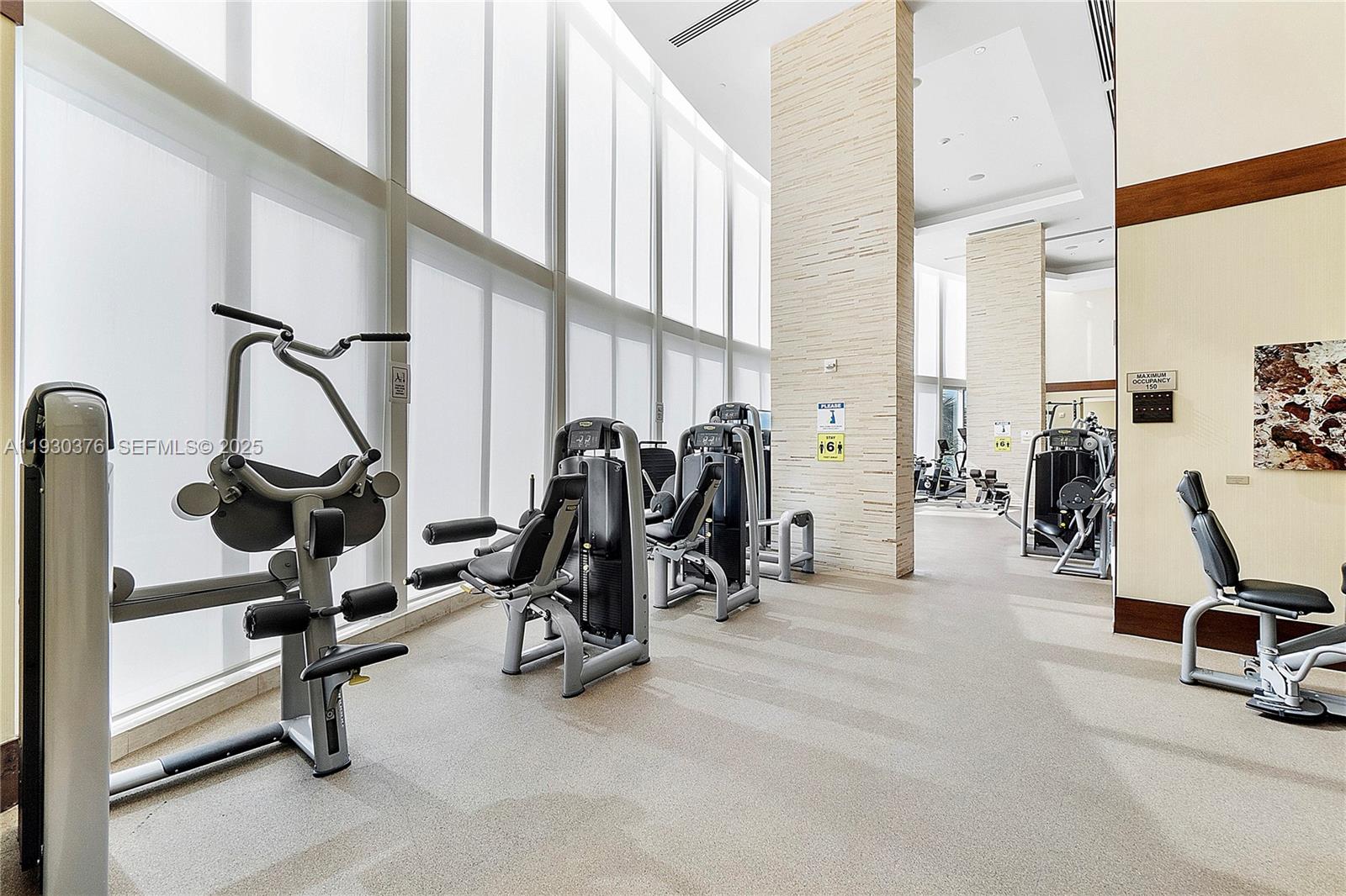 15811 Collins Ave #3707 Sunny Isles Beach, FL 33160