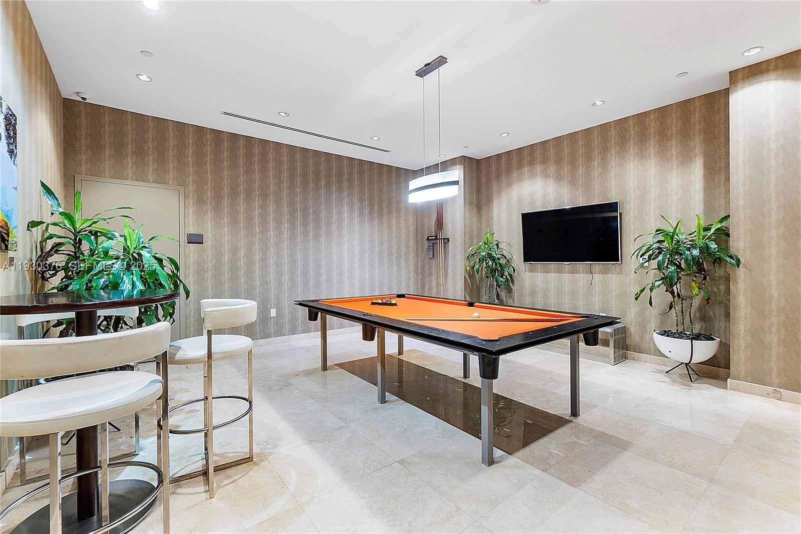 15811 Collins Ave #3707 Sunny Isles Beach, FL 33160