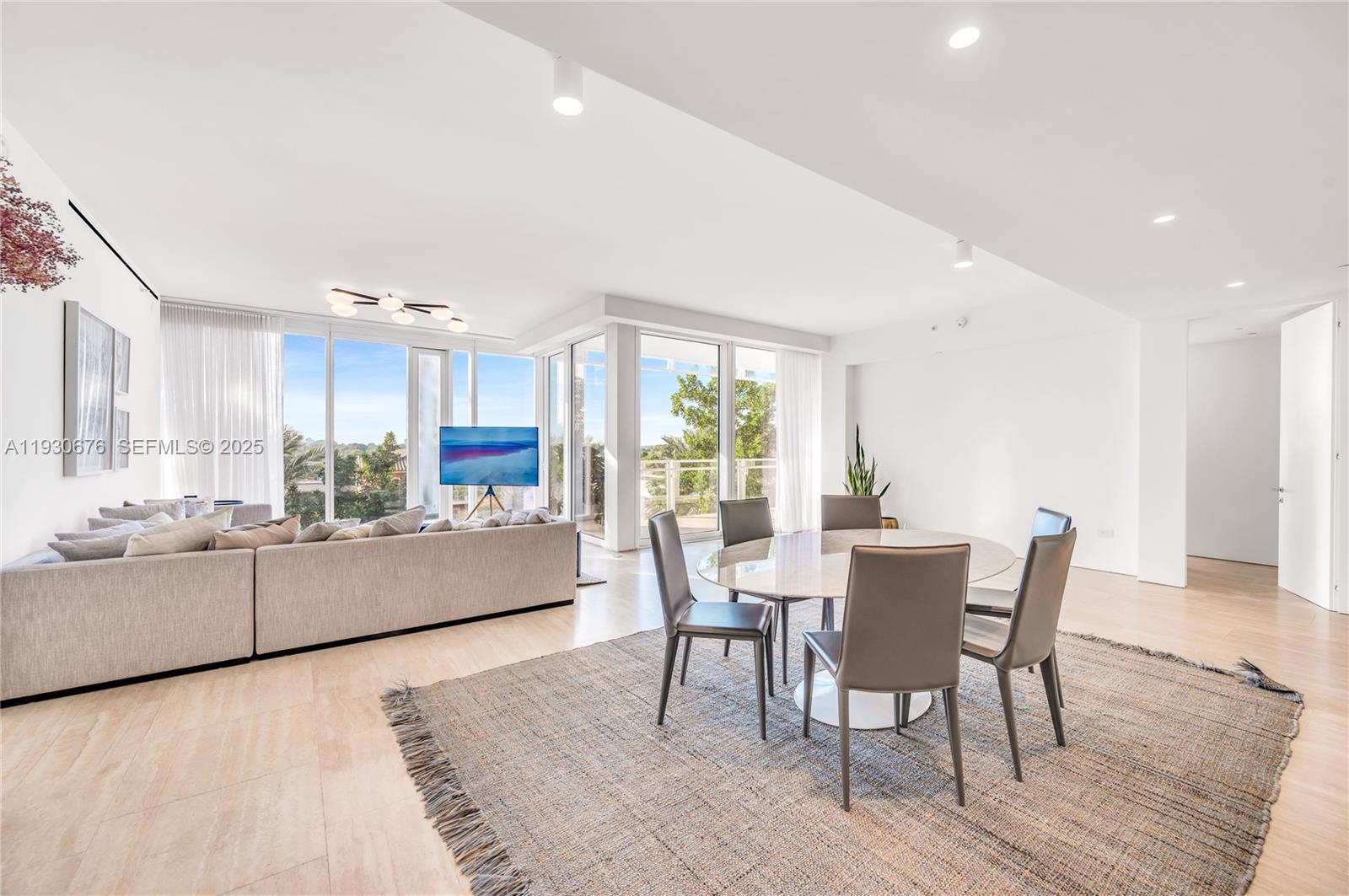 image The Surf Club3