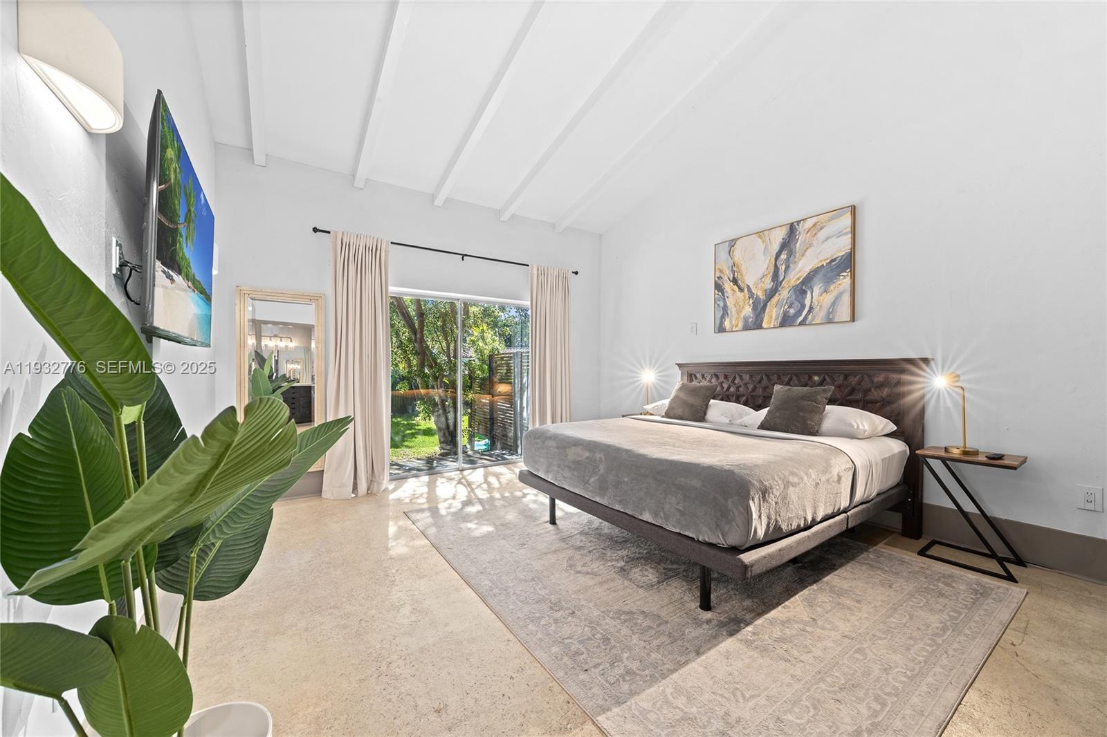 14400 NE 4th Ave Miami, FL 33161