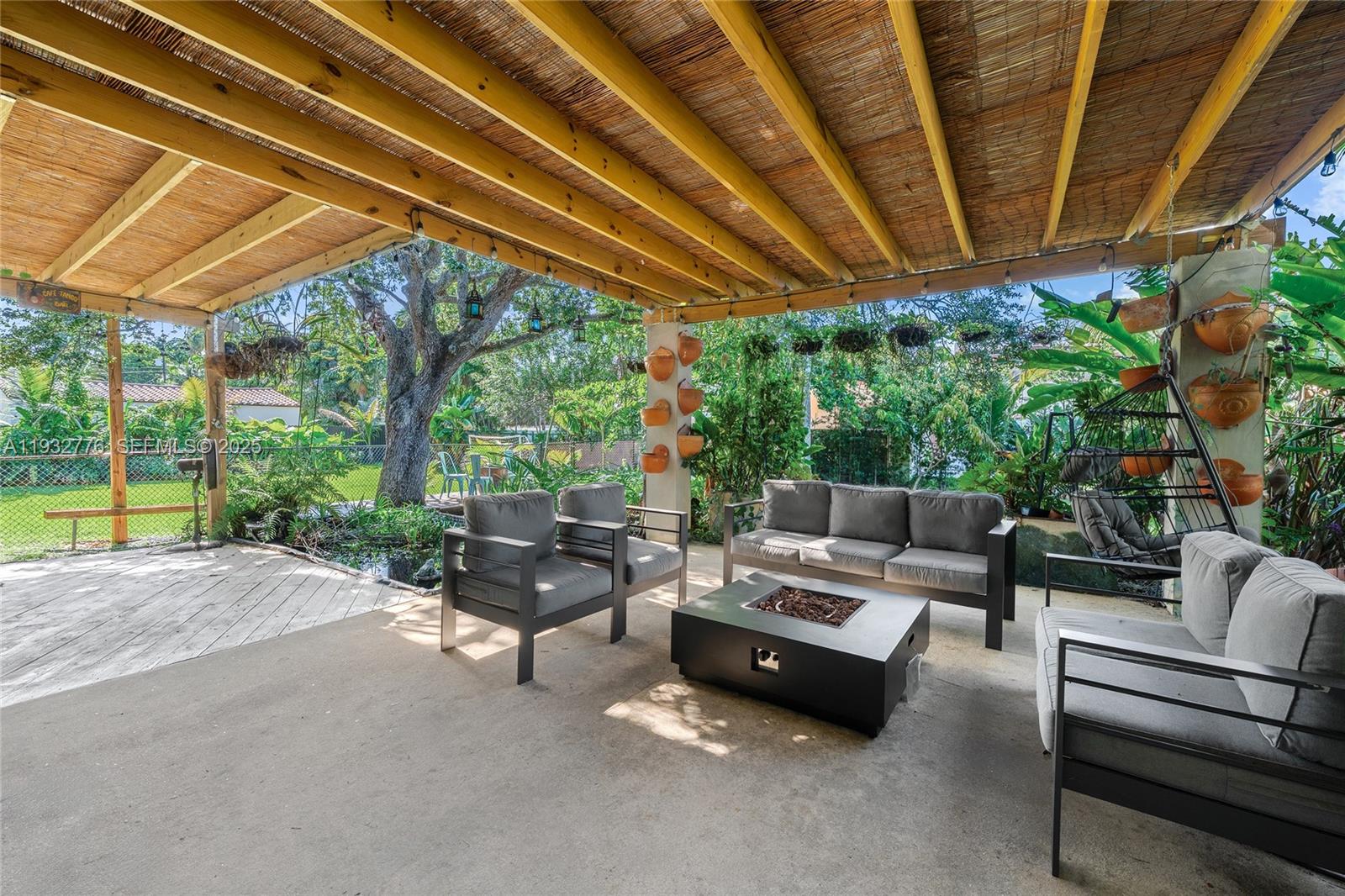 14400 NE 4th Ave Miami, FL 33161