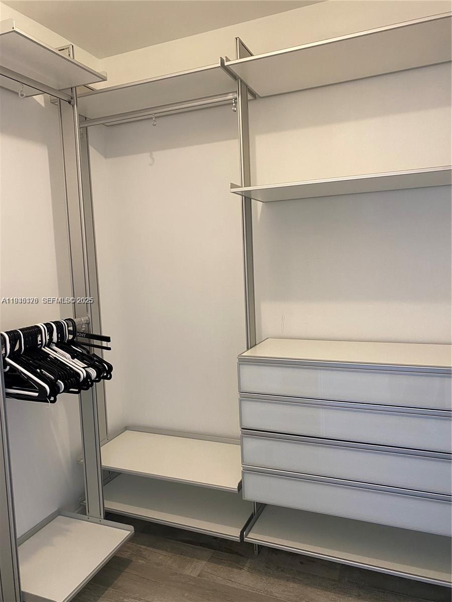 image Blue Diamond19