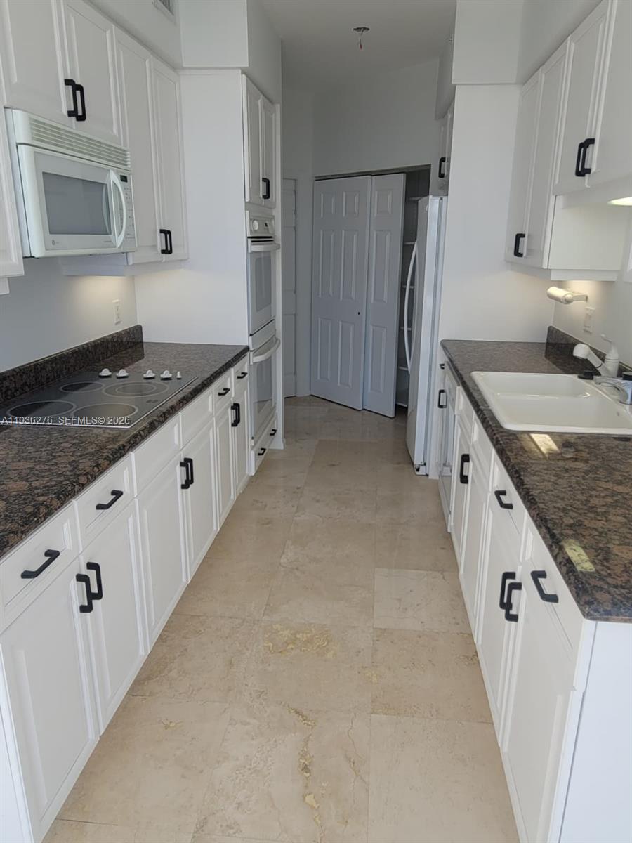 6001 N Ocean Dr #905 Hollywood, FL 33019