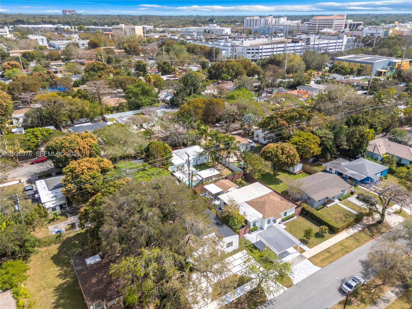 6421 SW 59th Ave South Miami, FL 33143