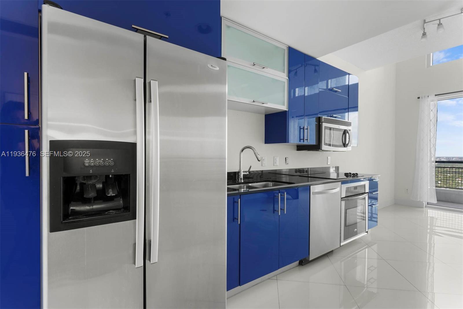 image Infinity at Brickell9