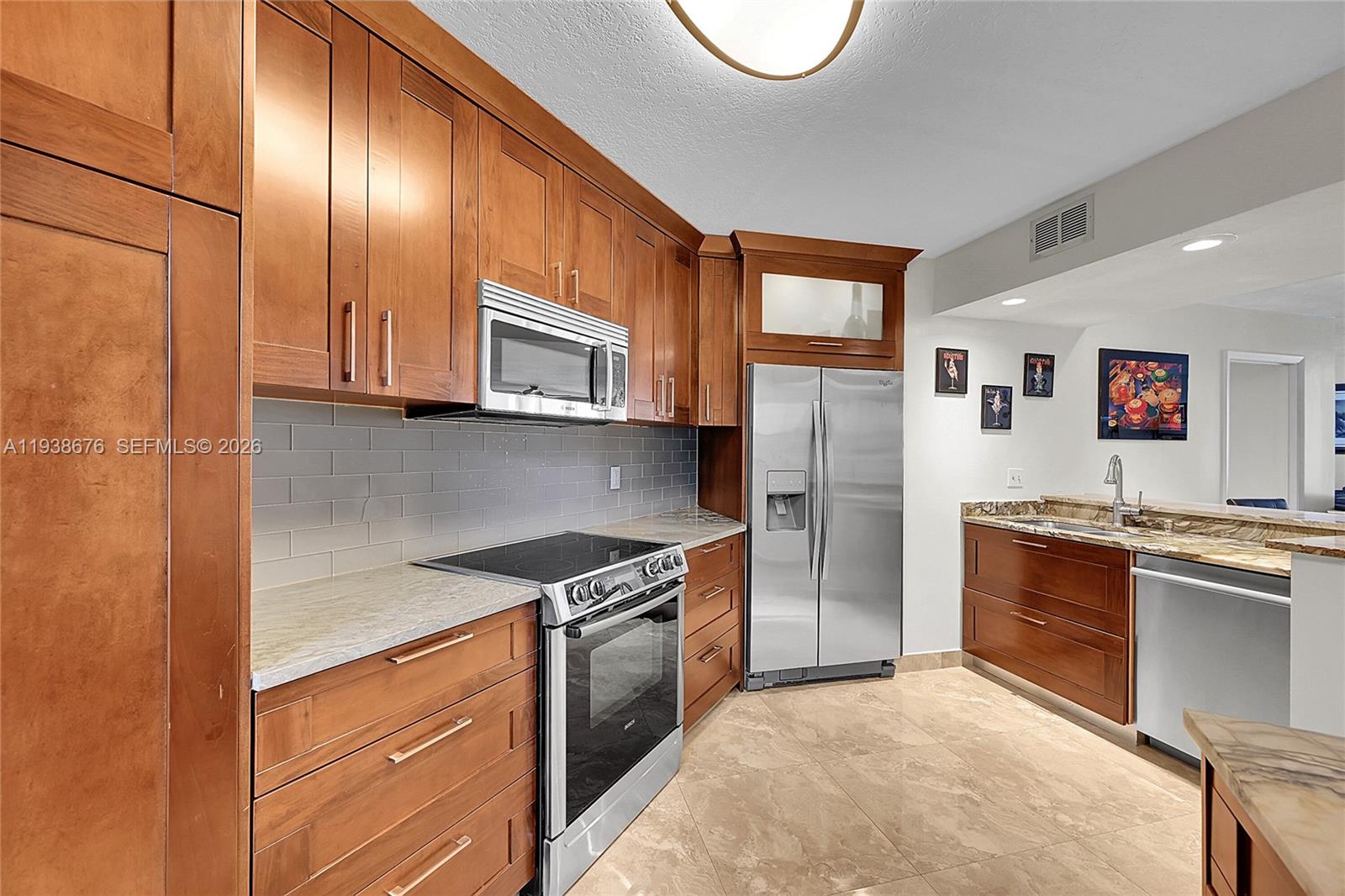 10501 W Broward Blvd #311