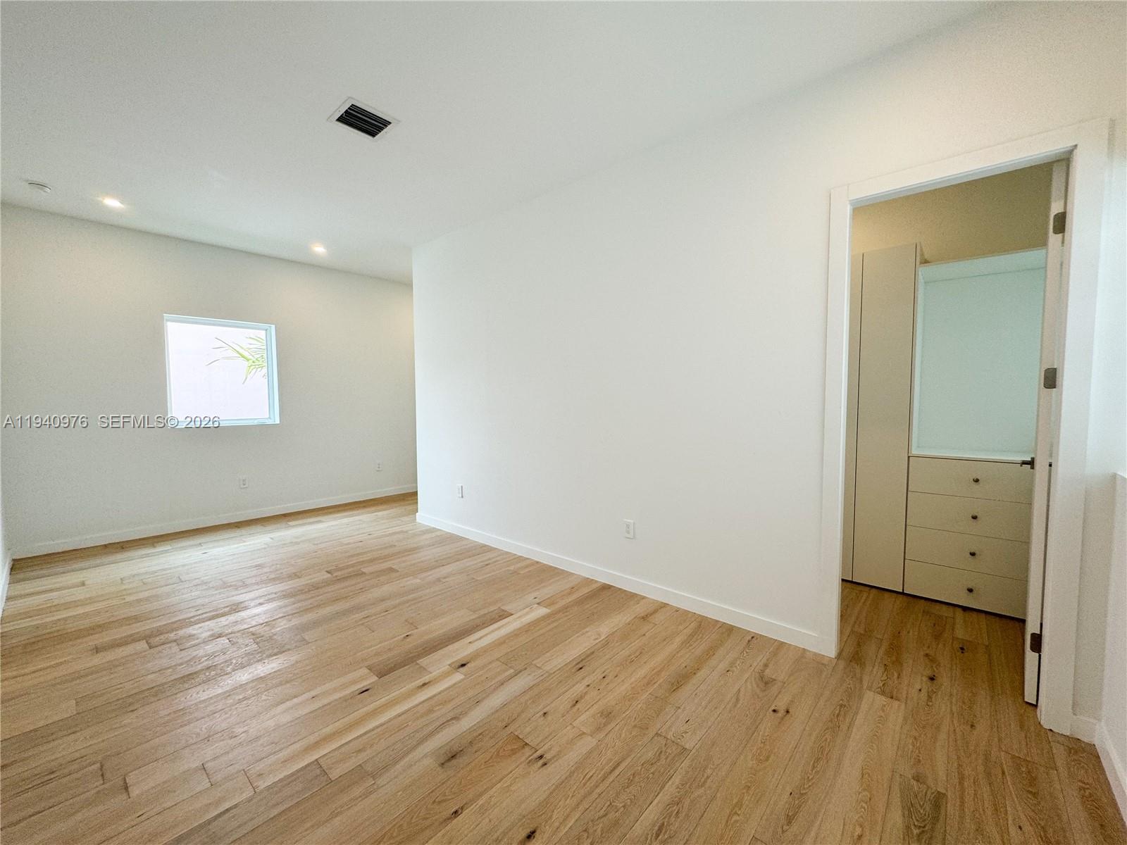 1065 NE Little Riv Dr Miami, FL 33138