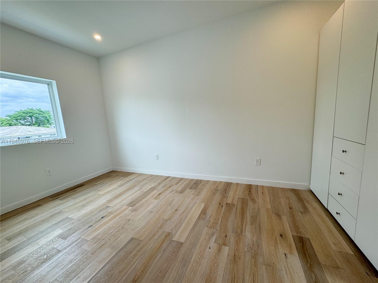 1065 NE Little Riv Dr Miami, FL 33138