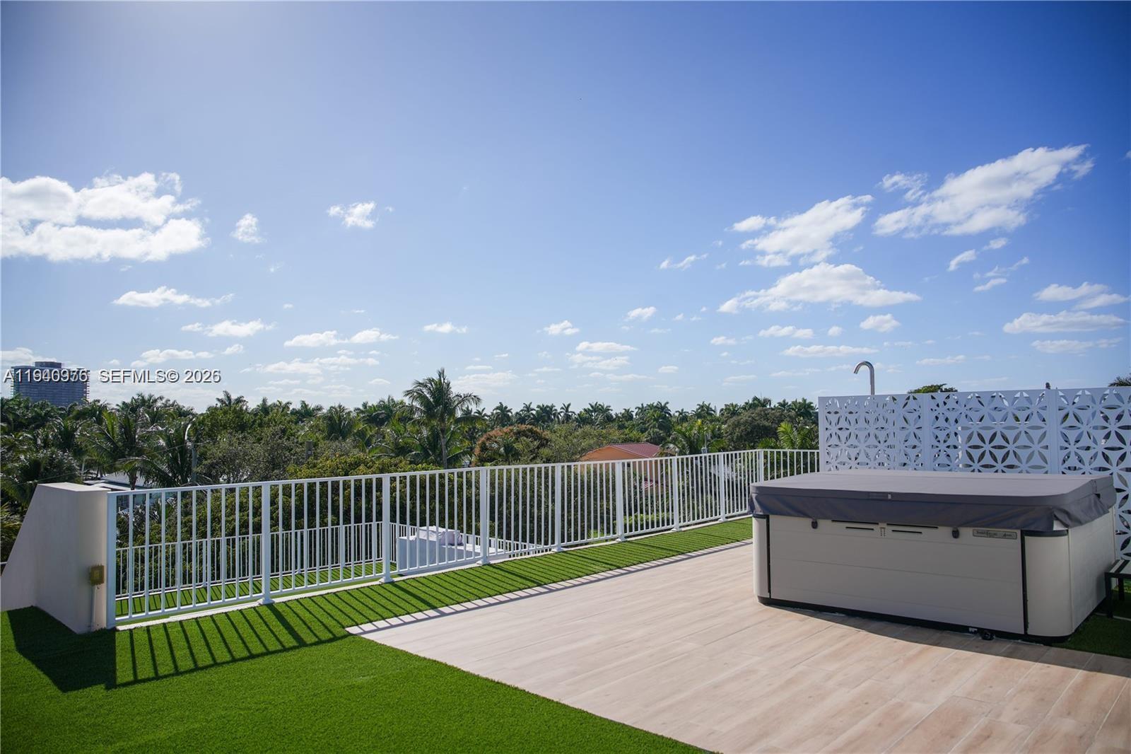 1065 NE Little Riv Dr Miami, FL 33138