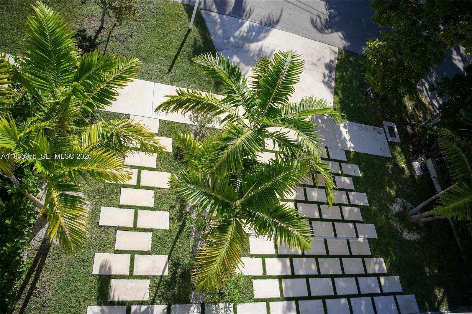 1065 NE Little Riv Dr Miami, FL 33138