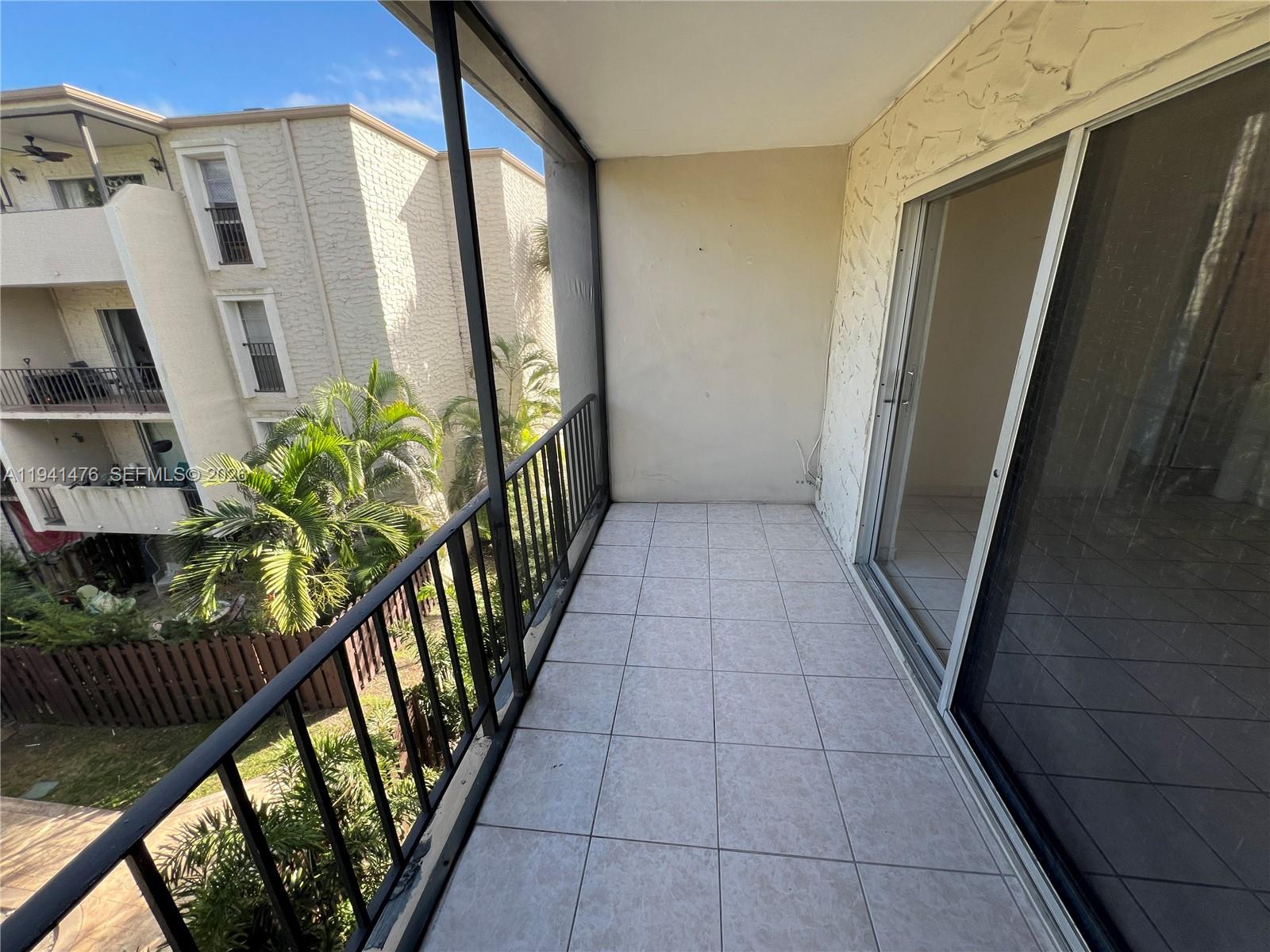 6900 N Kendall Dr #A309 Pinecrest, FL 33156