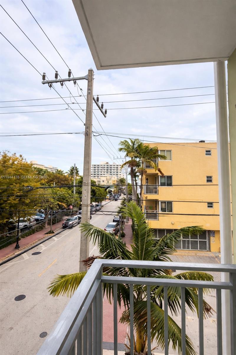 363 Washington Ave #35 Miami Beach, FL 33139