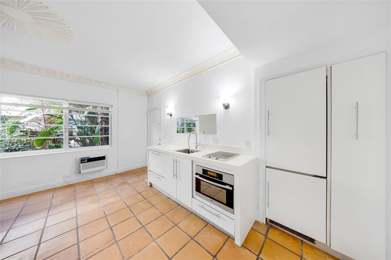 844 Jefferson Ave #2 Miami Beach, FL 33139