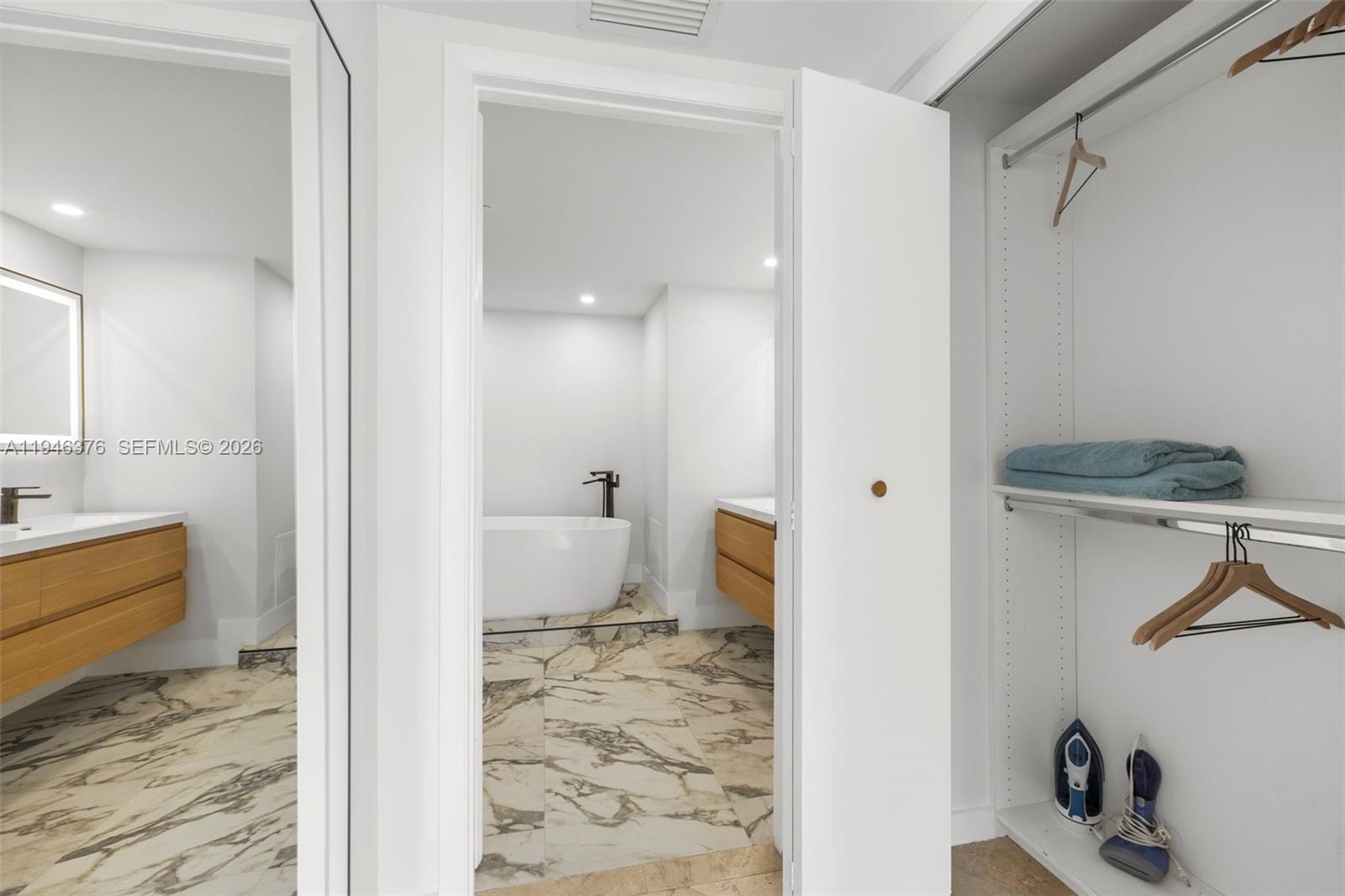 image Icon Brickell III (W Miami)16