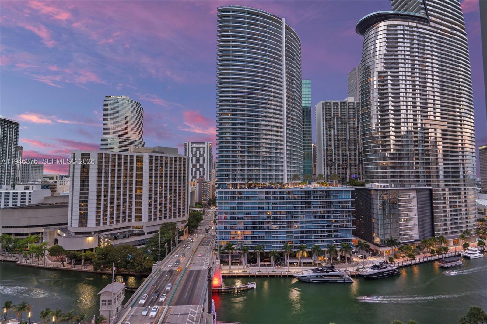 image Icon Brickell III (W Miami)45