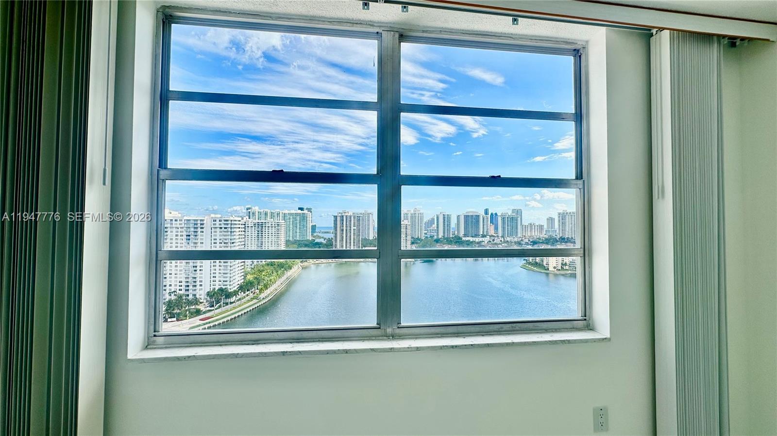 2750 NE 183rd St #2110 Aventura, FL 33160