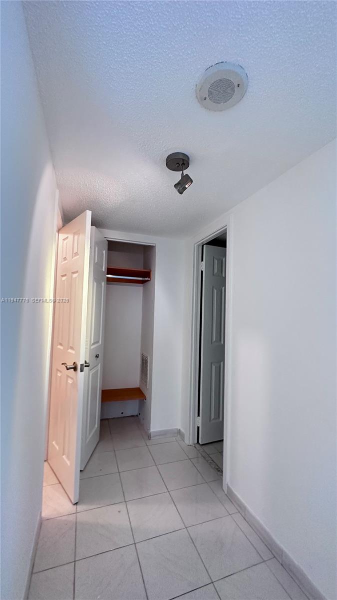 2750 NE 183rd St #2110 Aventura, FL 33160