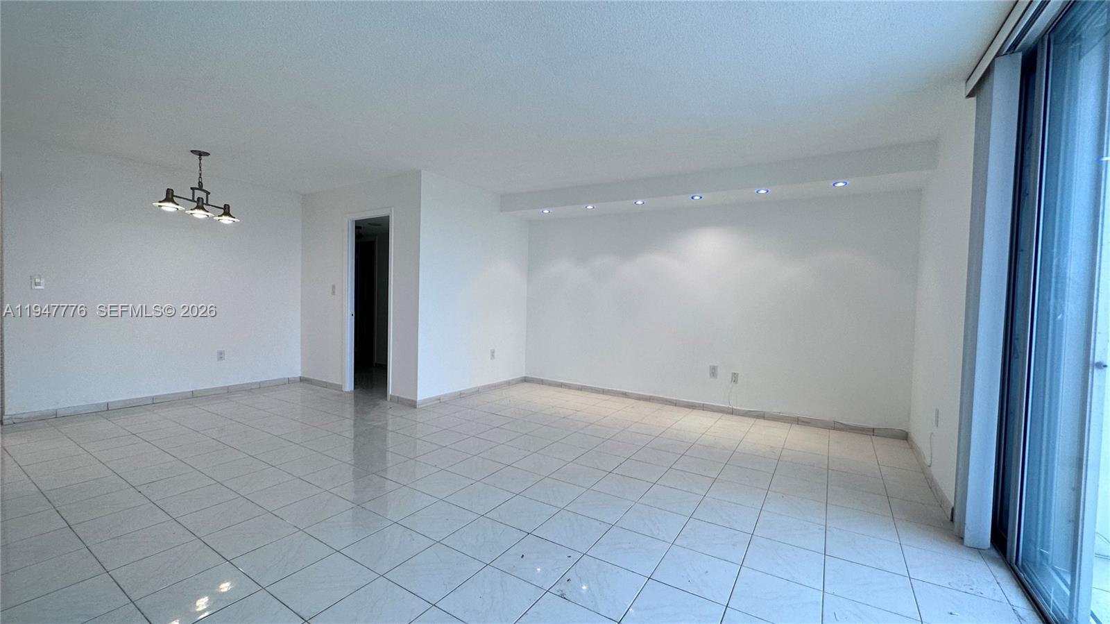 2750 NE 183rd St #2110 Aventura, FL 33160