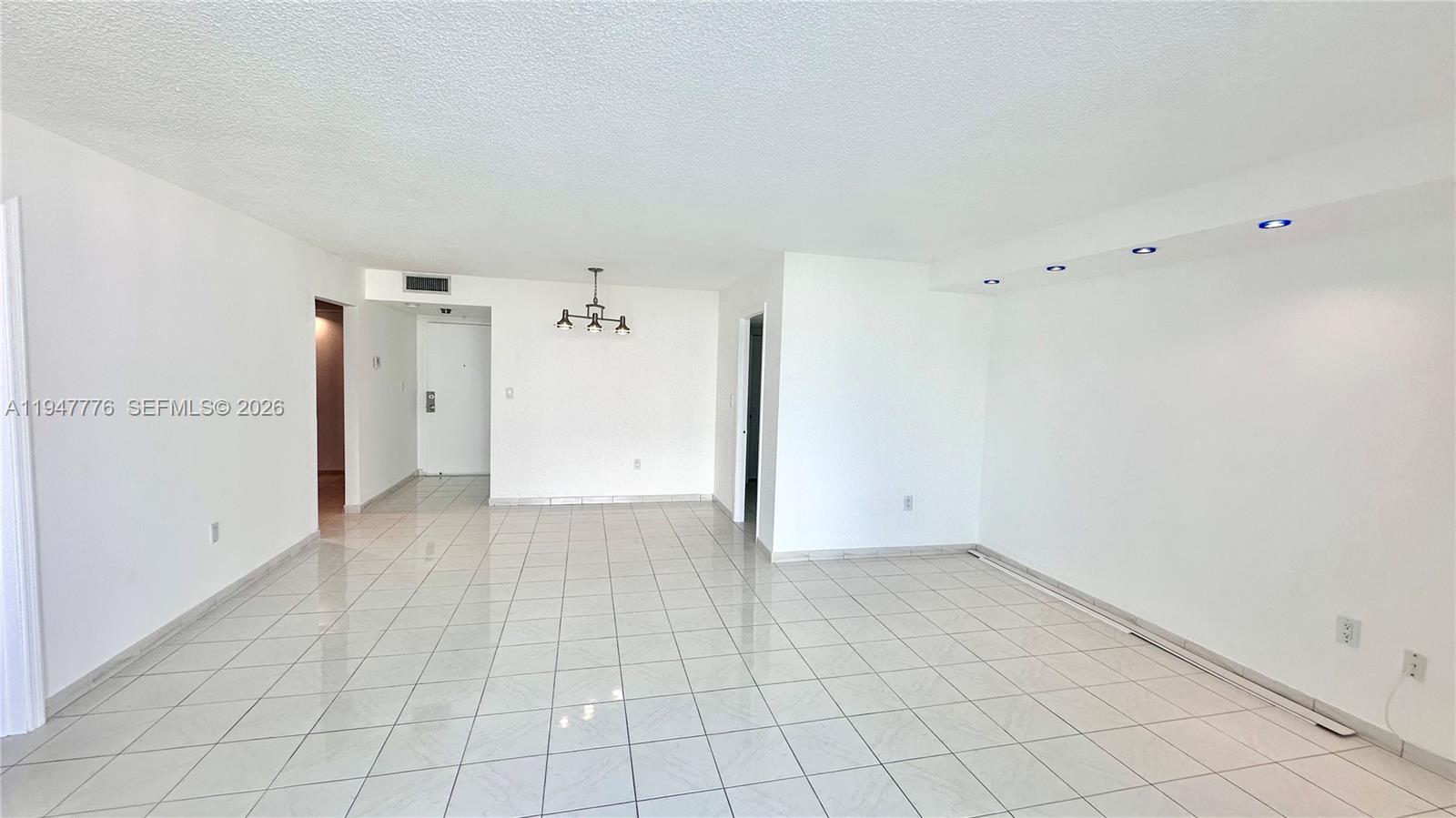 2750 NE 183rd St #2110 Aventura, FL 33160