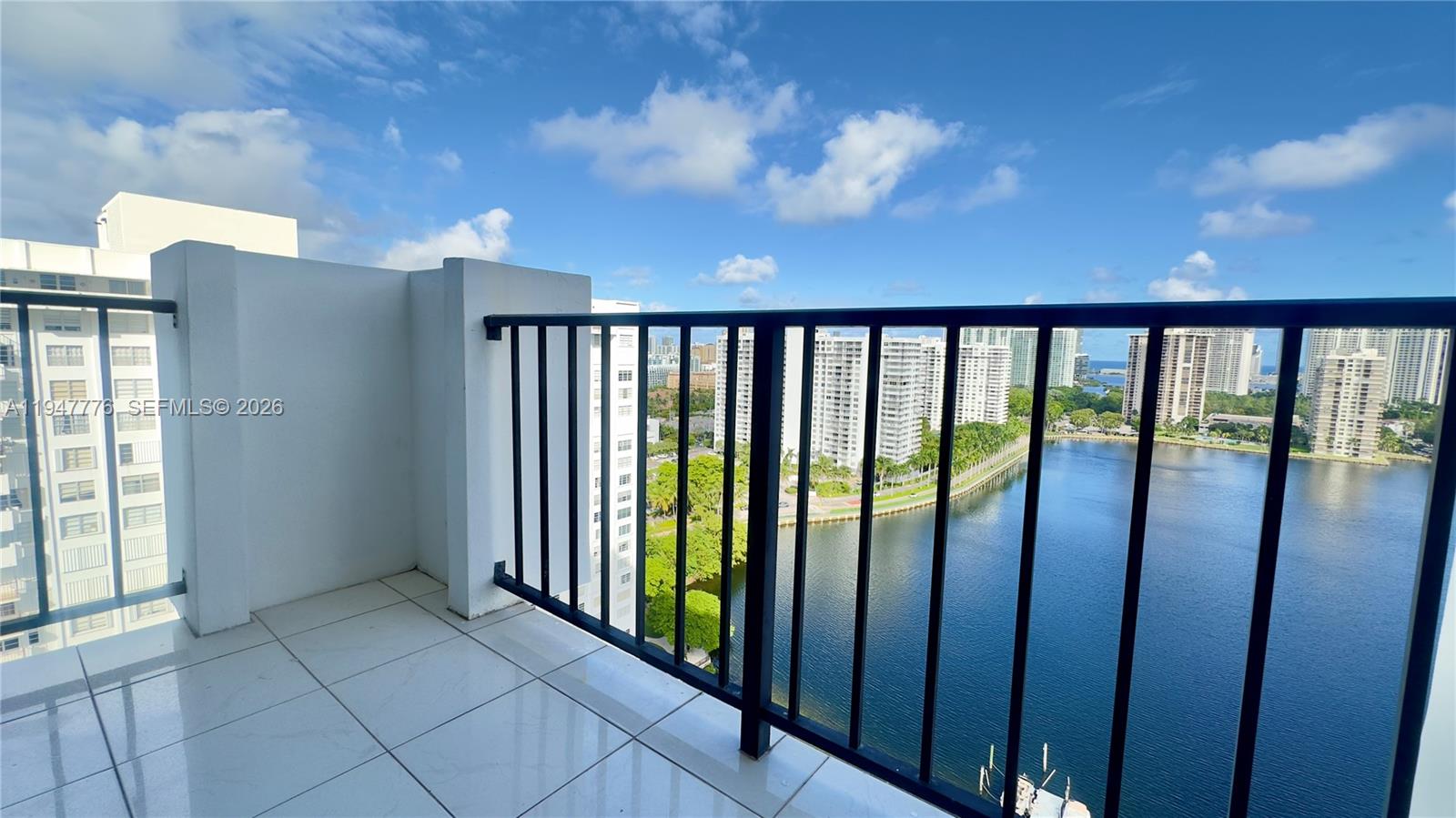 2750 NE 183rd St #2110 Aventura, FL 33160