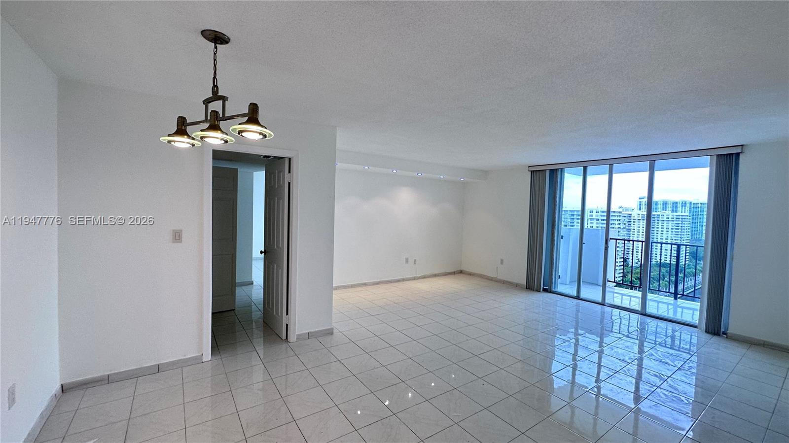 2750 NE 183rd St #2110 Aventura, FL 33160