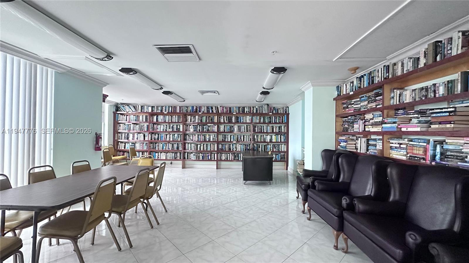 2750 NE 183rd St #2110 Aventura, FL 33160