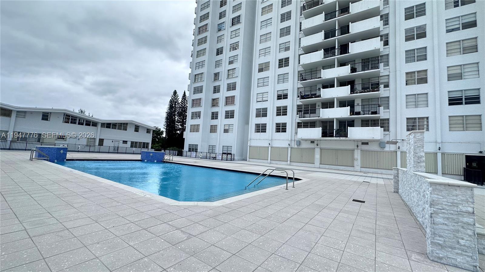 2750 NE 183rd St #2110 Aventura, FL 33160