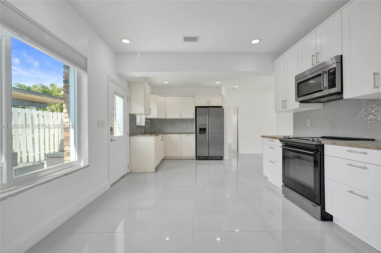 1995 N Hibiscus Dr North Miami, FL 33181