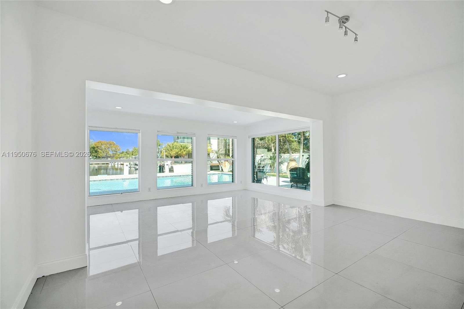 1995 N Hibiscus Dr North Miami, FL 33181