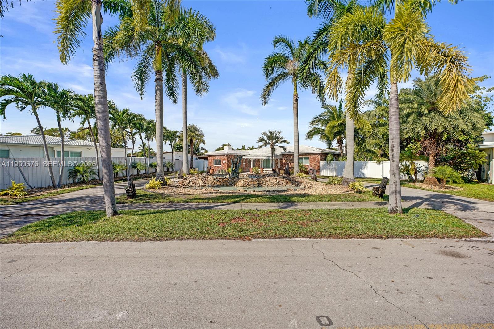 1995 N Hibiscus Dr North Miami, FL 33181