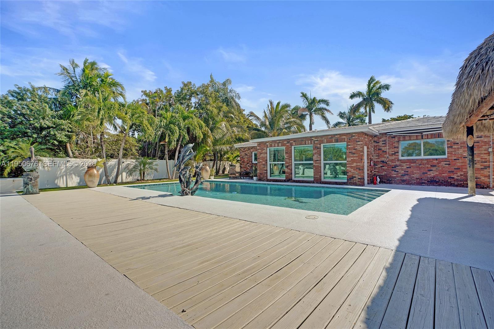 1995 N Hibiscus Dr North Miami, FL 33181