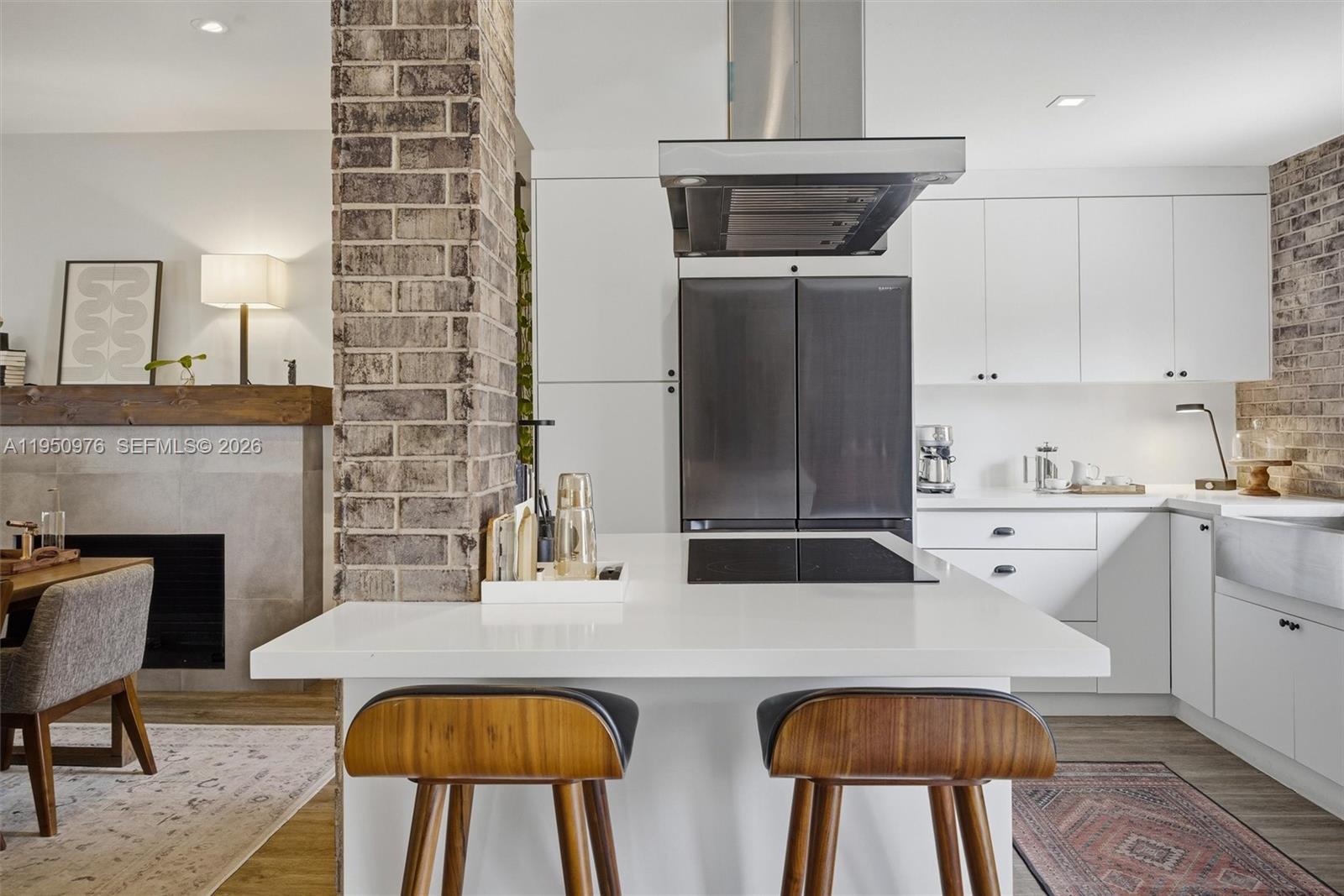 565 South Dr Miami Springs, FL 33166