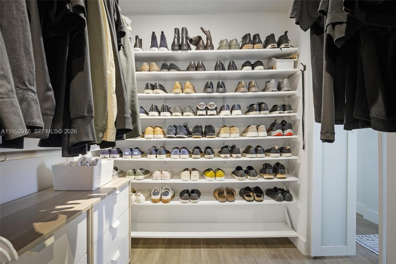 565 South Dr Miami Springs, FL 33166